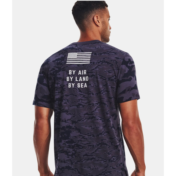 Under Armour Project Rock Mens Small T-Shirt 1373584 Blue Camo Veterans Day $45 - Picture 3 of 6